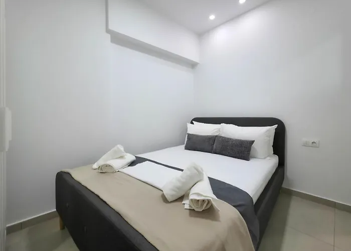 Apollon By Sdr * Paralía